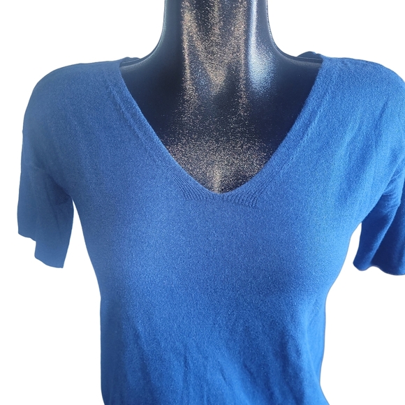 Banana Republic Blue V Neck Short Sleeve Top XS - Picture 2 of 7